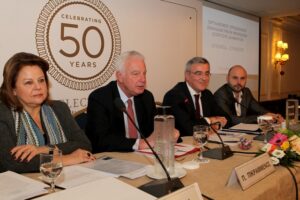 Φωτογραφία του Παναγιώτη Πικραμμένου με το ακρωνύμιο Π.Π.Ο.Π.Ε.Μ.Ε.Δ.