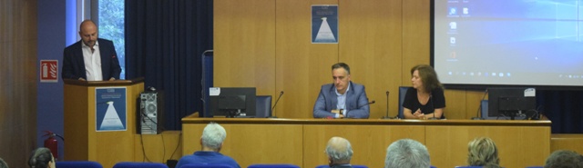 Φωτογραφία που απεικονίζει έργα οδοφωτισμού και αστικών αναπλάσεων