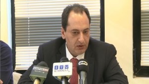 Φωτογραφία του Χρήστου Σπίρτζη κατά την ομιλία του στην Ήπειρο