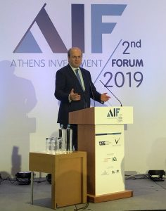 Φωτογραφία από το συνέδριο Athens Investment Forum 2019 με τον υπουργό Κωστή Χατζηδάκη