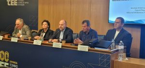 Φωτογραφία της Α’ Αντιπροέδρου του ΤΕΕ, Ομότιμη Καθηγήτριας του ΕΜΠ, Αντωνίας Μοροπούλου, κατά την ομιλία της