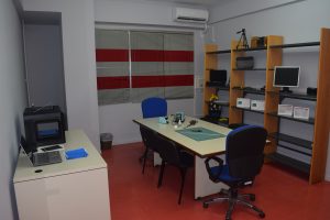 Εικόνα του χώρου του Αναγνωστηρίου Πραγμάτων στη Βιβλιοθήκη του ΤΕΕ