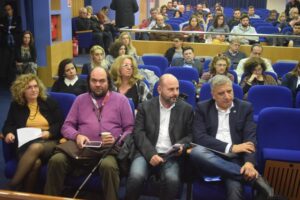 Φωτογραφία που απεικονίζει τοπική κοινωνία και βιώσιμη κινητικότητα