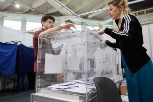 Φωτογραφία από εκλογική διαδικασία του ΤΕΕ