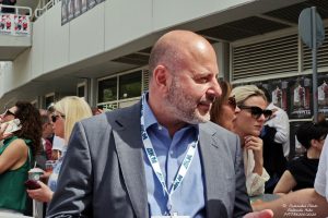 Προεδρική φωτογραφία του Γιώργου Στασινού