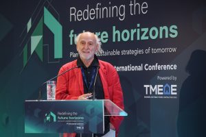 Εικόνα από το συνέδριο με θέμα την βιωσιμότητα και τις πόλεις