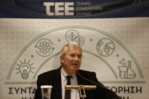 Φωτογραφία του Γιώργου Δημαρά, εκπροσώπου Πρωθυπουργού, Υφυπουργού Περιβάλλοντος και Ενέργειας