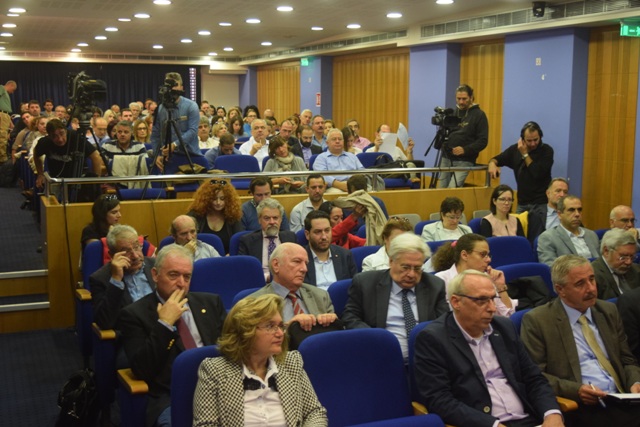 Φωτογραφία από την ημερίδα του ΤΕΕ σχετικά με τις φυσικές καταστροφές