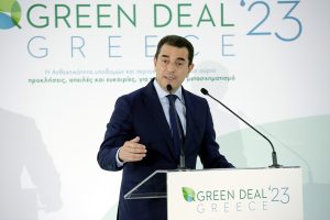 Φωτογραφία του Κ. Σκρέκα, υπουργού Περιβάλλοντος και Ενέργειας