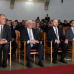 Φωτογραφία του Γιώργου Σταθάκη, Σταύρου Παυλόπουλου, Σταύρου Μπασιάκου και Κυριάκου Μητσοτάκη