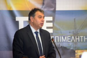 Ο κ. Βασίλης Κορκίδης, Πρόεδρος της ΕΣΕΕ, κατά τη διάρκεια ομιλίας σε εργαστήριο